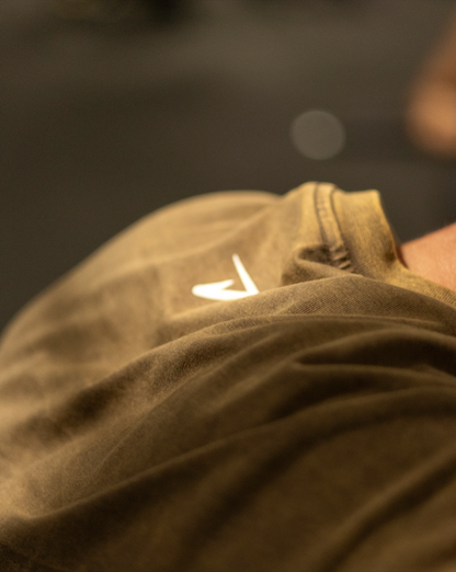 Classic Pump Tee - Mocha